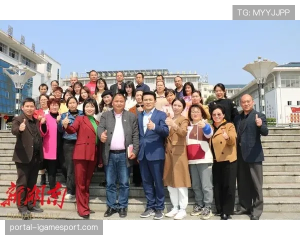 “战术分析社团”在高中篮球联赛中兴起，年轻球员对比赛的理解能力显著提升。